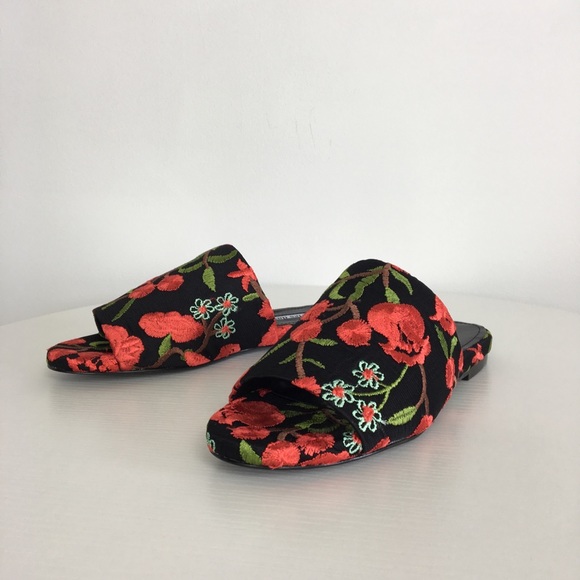 charles david slider flat mule